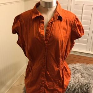 Short sleeve button up top